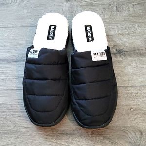 Madden M-Tisane Men's Slippers, size 9, color black, NWT and in box.